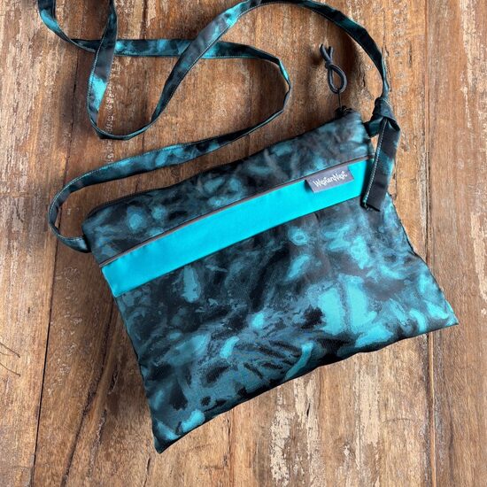 ShoulderBag light Petrol/Schwarz (27 x 21 cm)